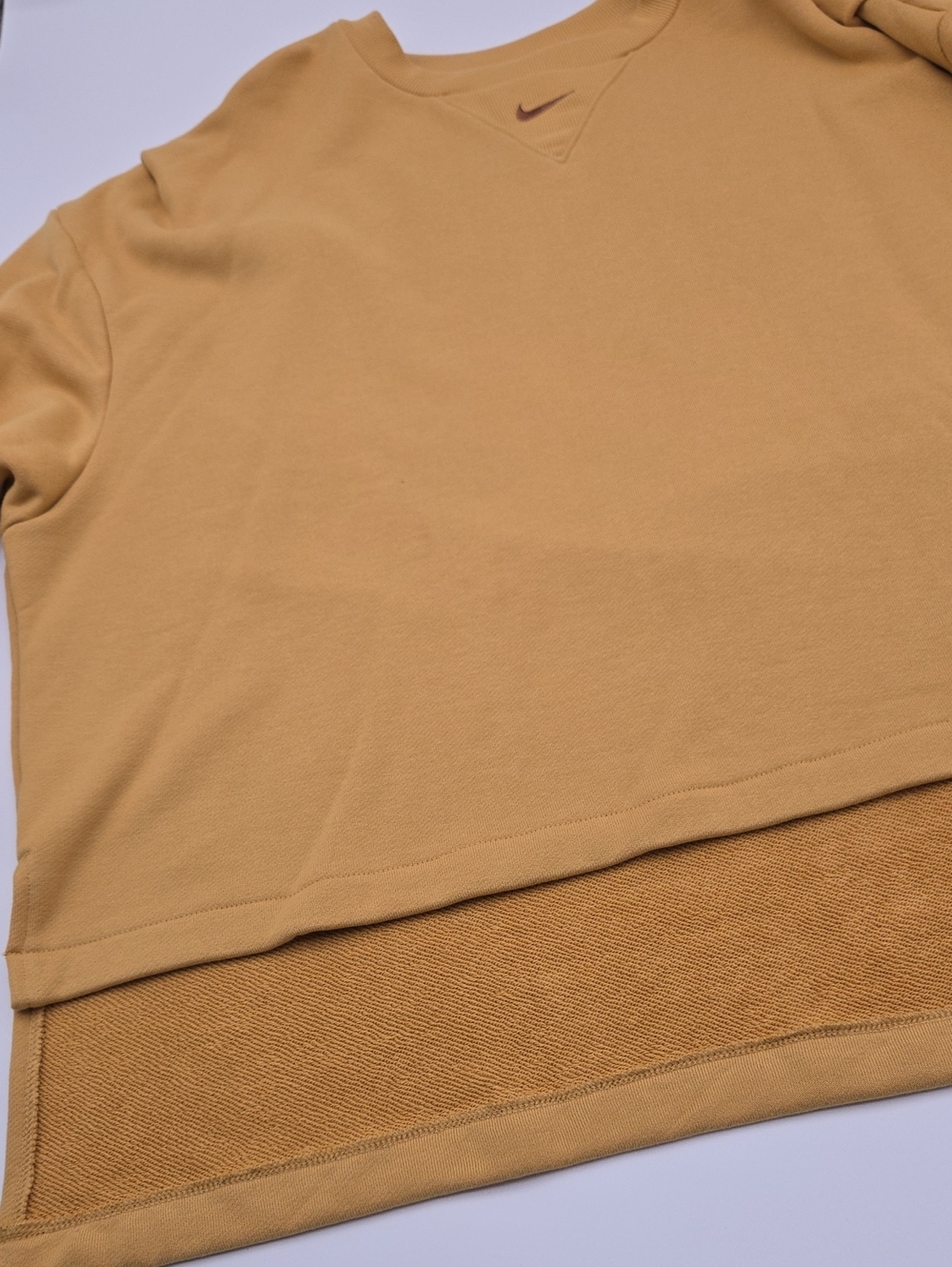 Nike Mustard Crewneck Hi/Lo Sweatshirt. Took Tags Off But Never Worn. - Picture 4 of 5